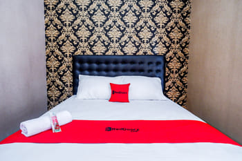 RedDoorz Syariah near Stasiun Gumilir Cilacap