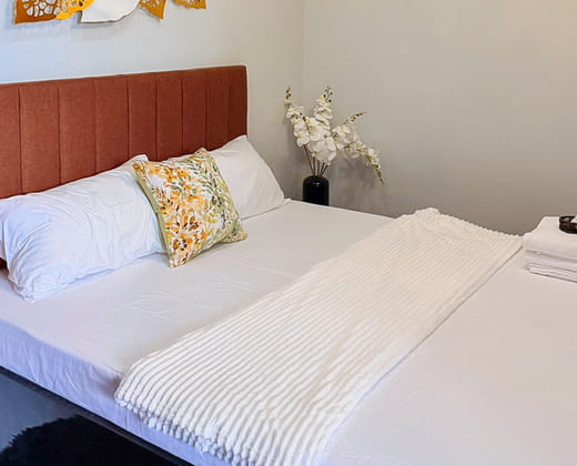 RedDoorz Premium at Top View Inn Palawan