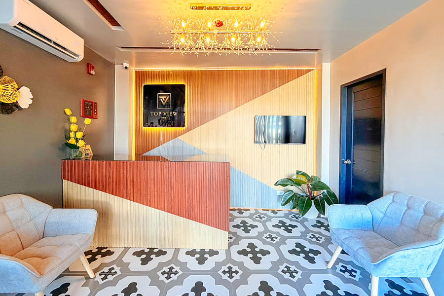 RedDoorz Premium at Top View Inn Palawan