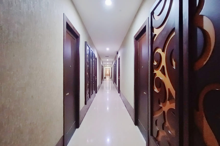 RedDoorz @ Hotel Istana Permata Ngagel Surabaya