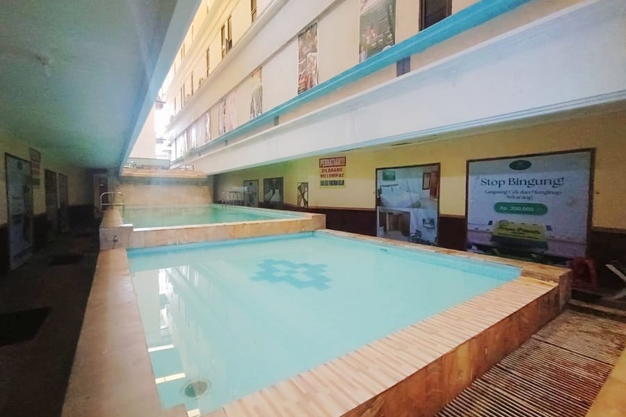 RedDoorz @ Hotel Istana Permata Ngagel Surabaya