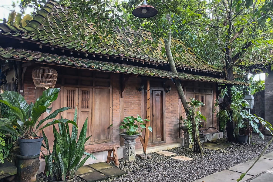 The Lavana Emperan Ndeso Jogja