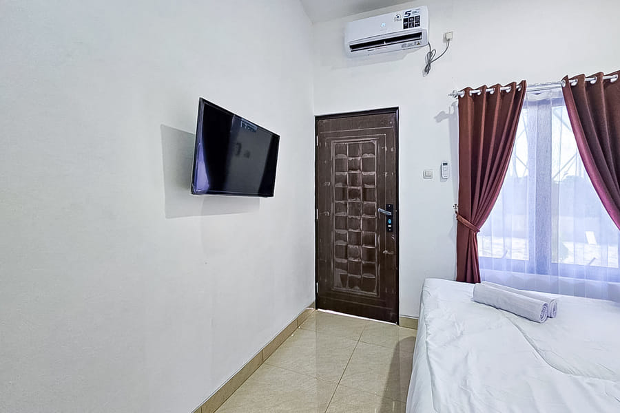 Urbanview Syariah Cahaya Guest House
