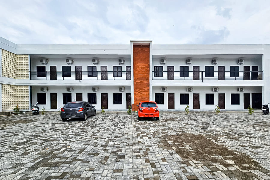 Urbanview Syariah Cahaya Guest House