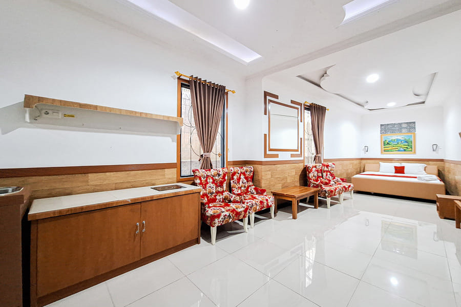 RedDoorz @ Alvaro Butik Hotel Citeko Puncak