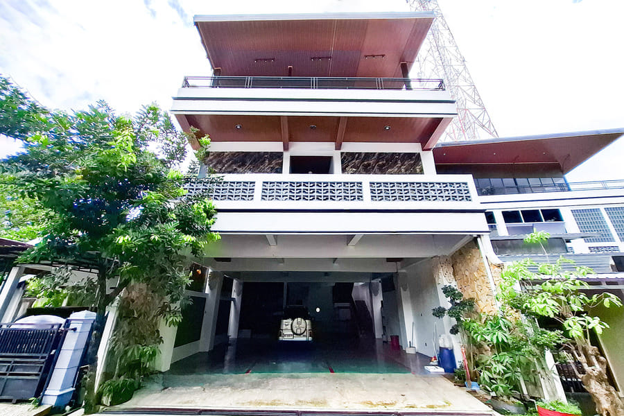 Athena Living near Alun Alun Wonogiri RedPartner