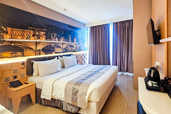 Sunerra Express Grand Viveana Sans Bandung