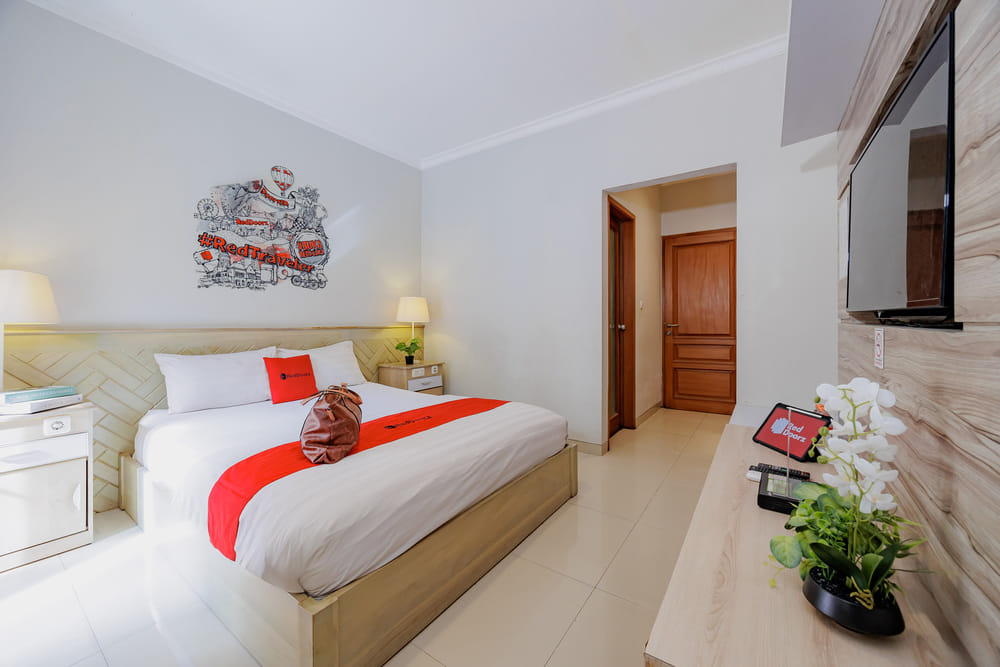 RedDoorz Room
