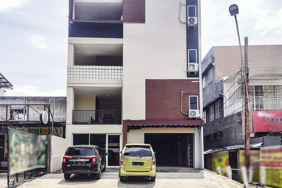 RedDoorz Near Sam Poo Kong 4 Semarang