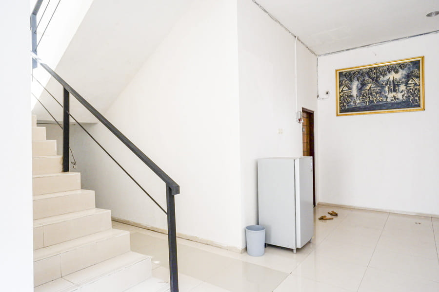 RedDoorz @ Kratonan Solo