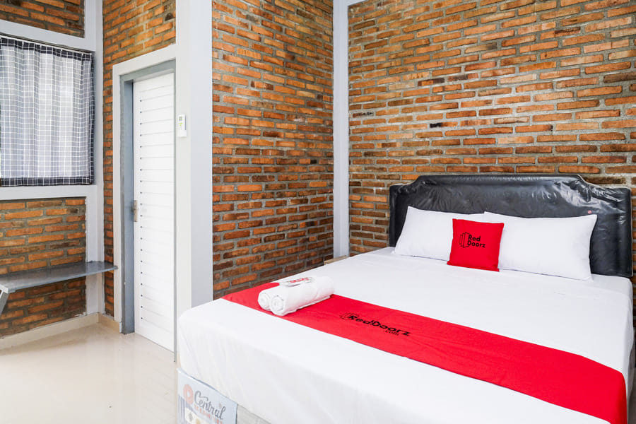 RedDoorz @ Jalan Ringroad Selatan 2