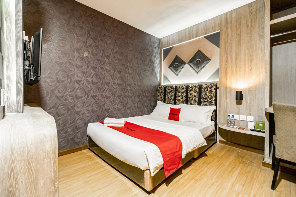 RedDoorz Premium