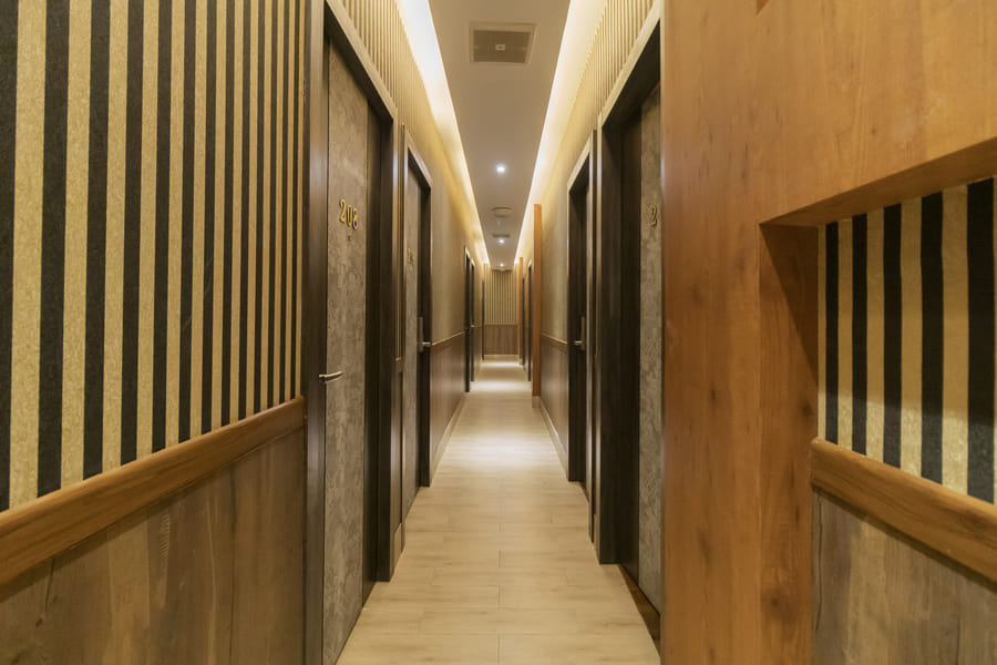 RedDoorz Plus near Nagoya Hill Batam 6