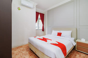 RedDoorz Resort @ Tridaya Cisarua Puncak