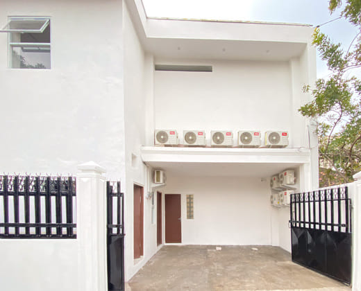 RedDoorz Syariah @ Panglima Sudirman Pasuruan