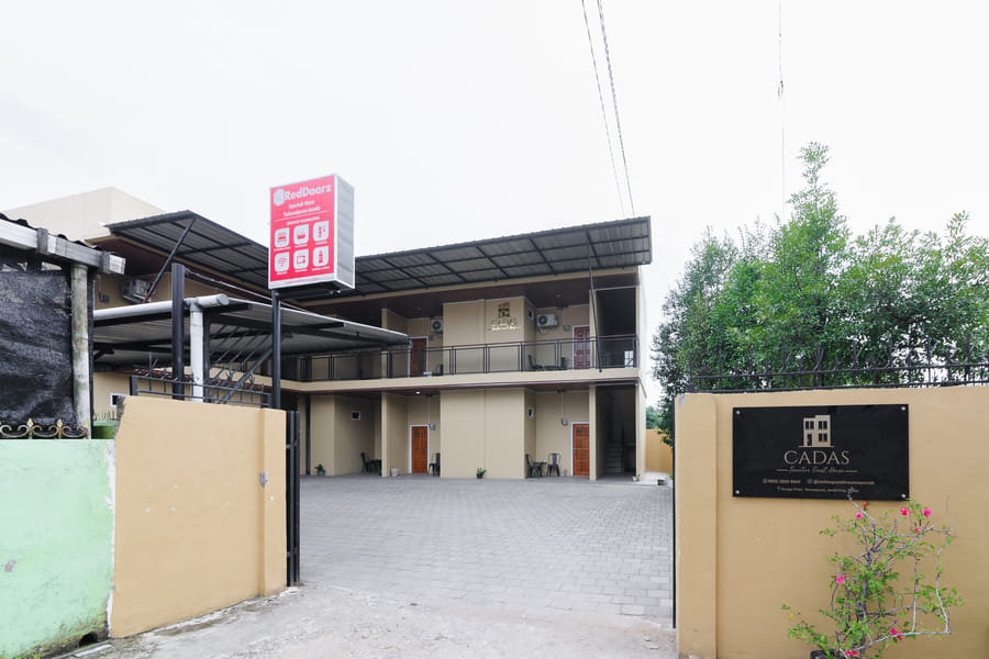 RedDoorz Syariah near Telanaipura Jambi