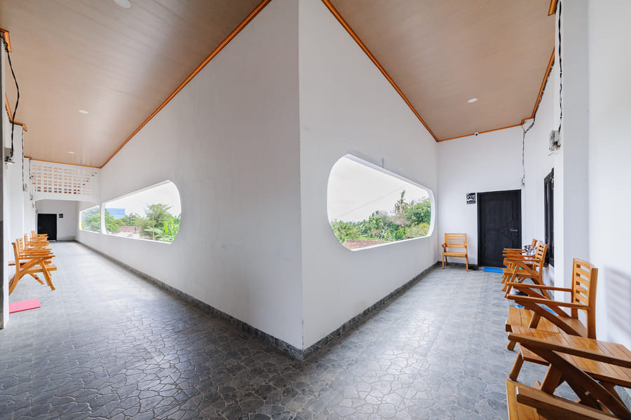 Urbanview Hotel Syariah Glory Jambi by RedDoorz