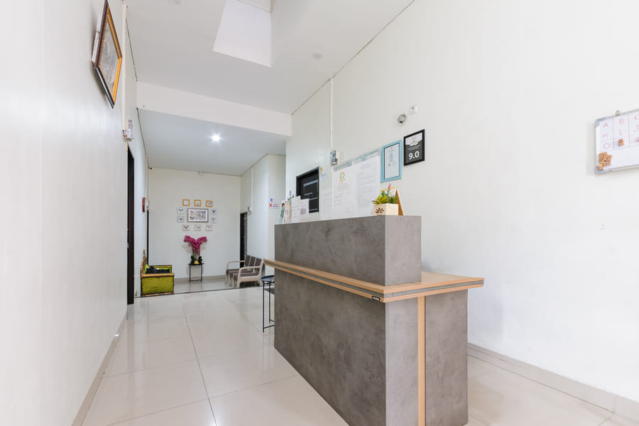 Urbanview Hotel Syariah near Polda Jambi