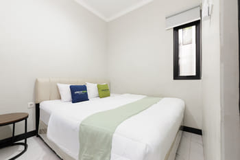 Urbanview Hotel @ Pesona Guest House Jambi