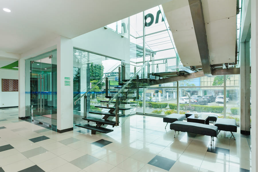 Urbanview Hotel Cosmo Jambi