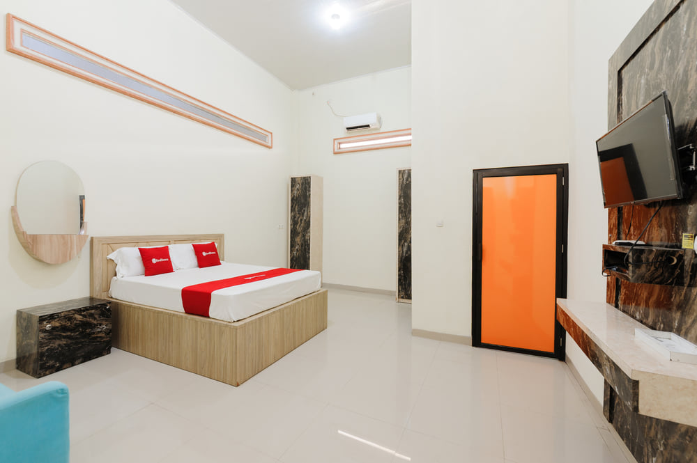 RedDoorz Room