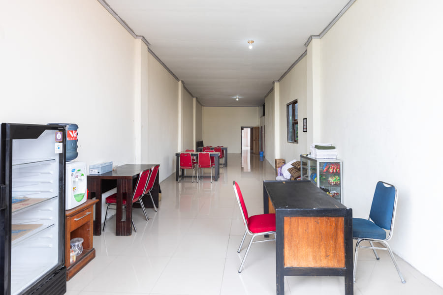 RedDoorz @ Ideal Home Banjarmasin