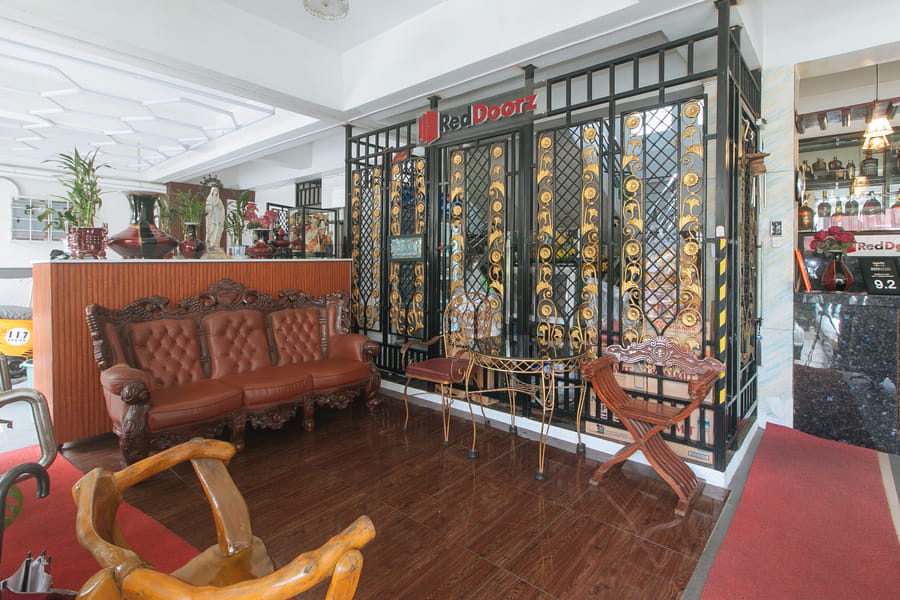RedDoorz near LRT 2 Antipolo Station