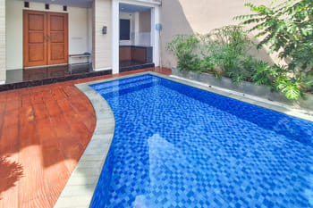 The Lavana Dzawani Lempongsari