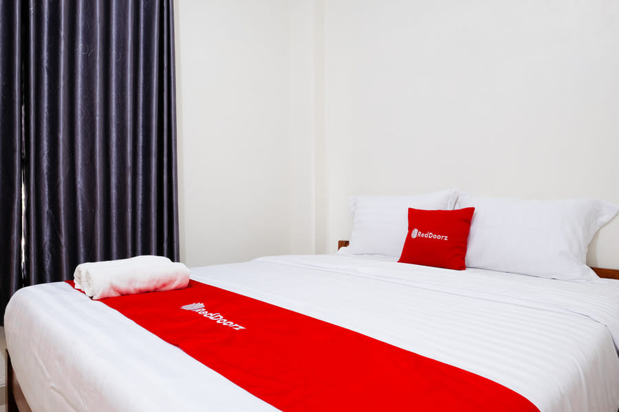 RedDoorz @ Double A Guesthouse UMY