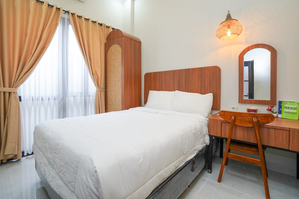SALE Room