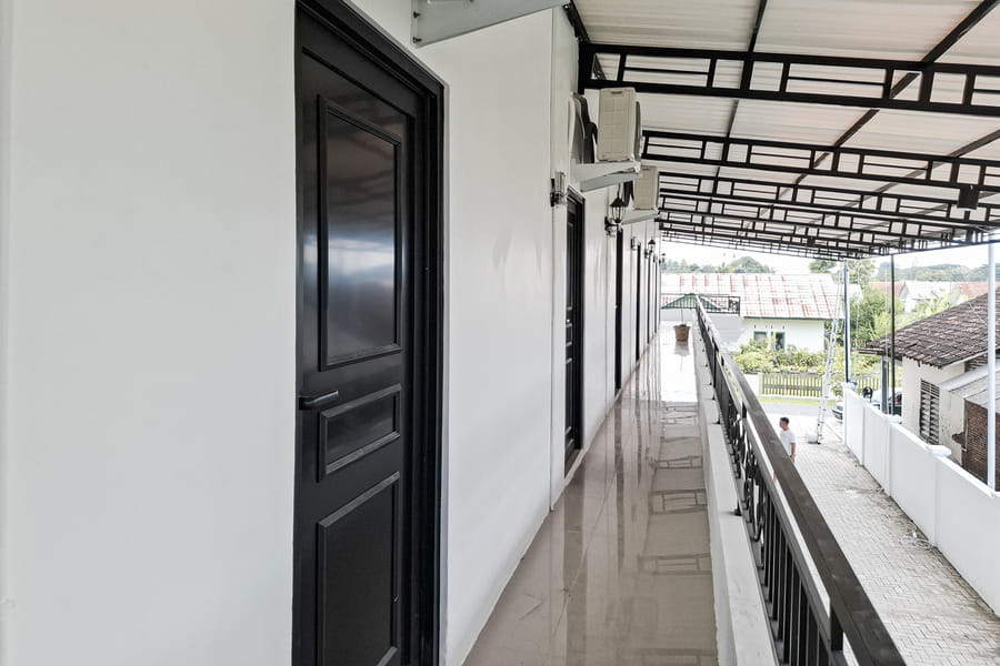 RedDoorz Fortuna Infinity Near Alun Alun Sragen