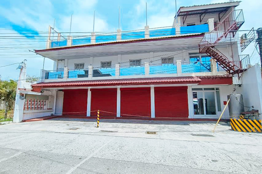 RedDoorz @ Paul Hanz Tourist Inn and Events Place