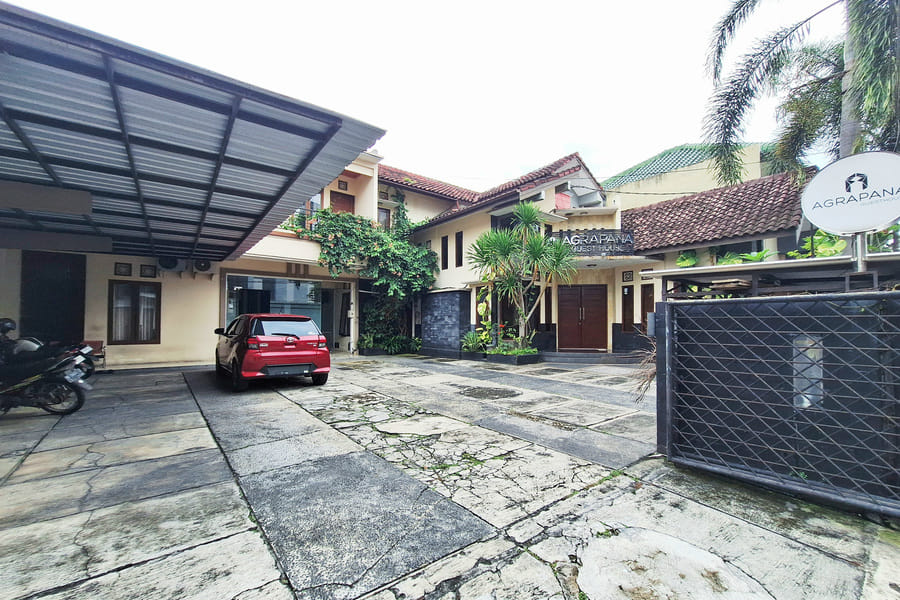 RedDoorz near UGM Kaliurang Yogyakarta