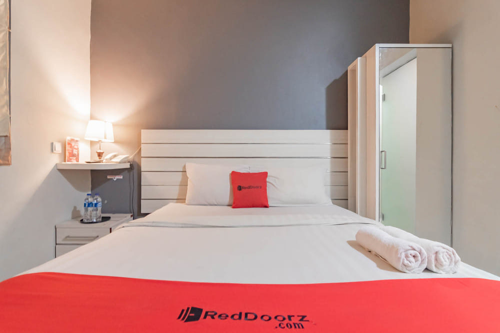 RedDoorz Room