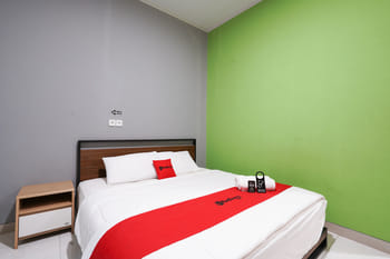 RedDoorz @ Araya House Ngawi