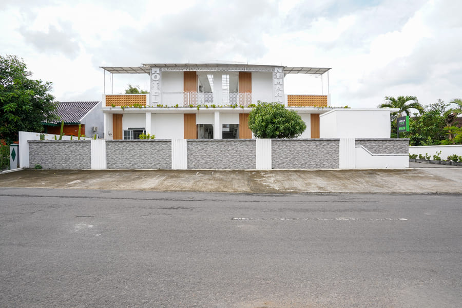 Urbanview Hotel Nimara Ngawi by RedDoorz
