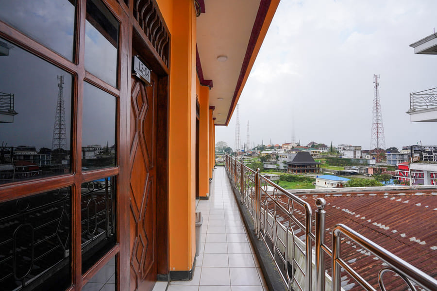 RedDoorz near Sarangan Lake