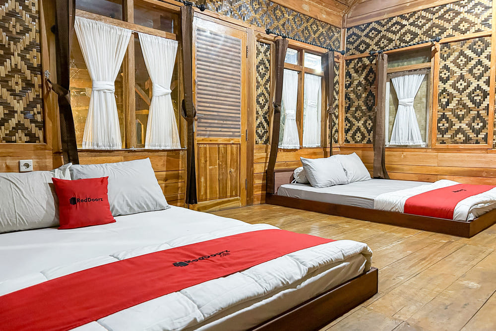RedDoorz Family Room