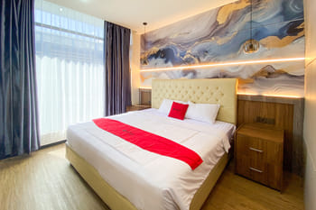 RedDoorz Plus @ edOtel Malang