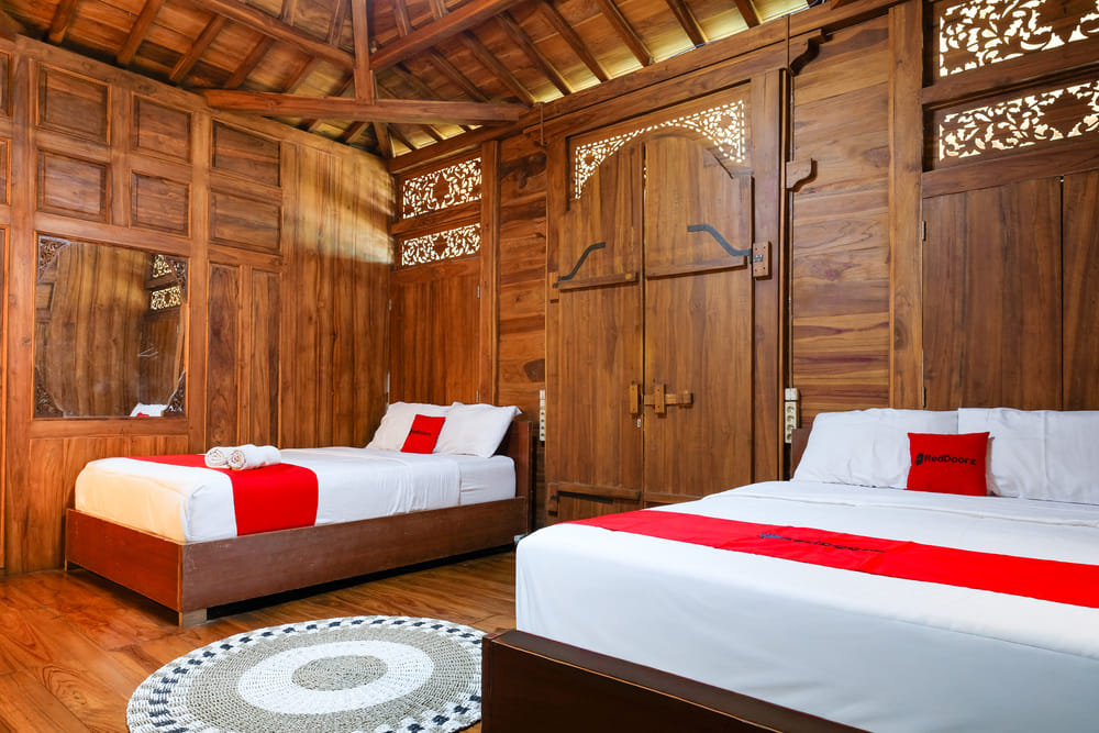 RedDoorz Suite
