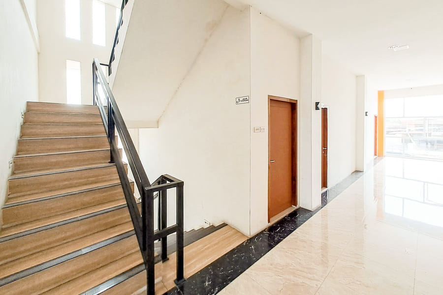 Urbanview Hotel Gracia Metro Lampung