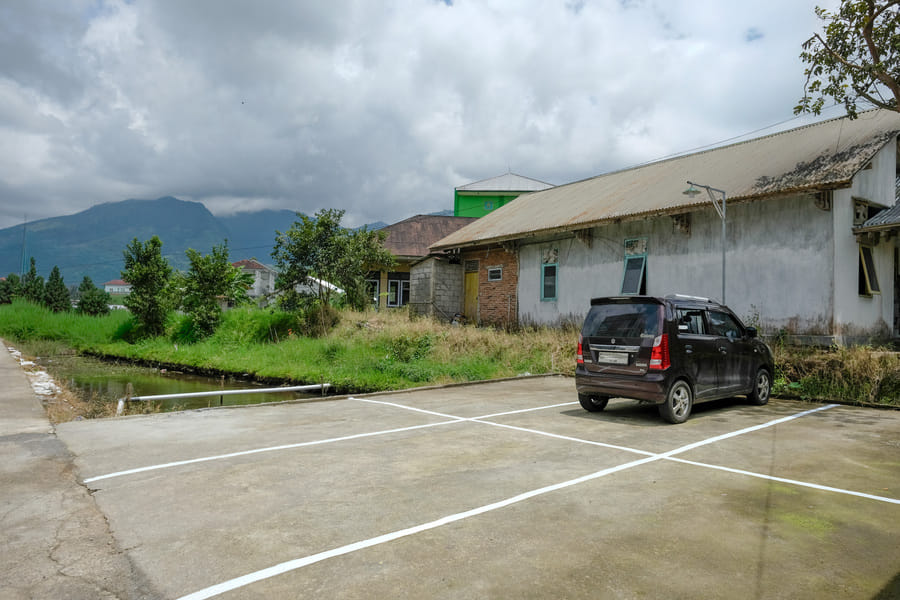 Urbanview Hotel Dieng Chill House Syariah