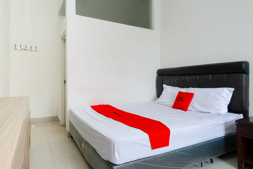 RedDoorz Room