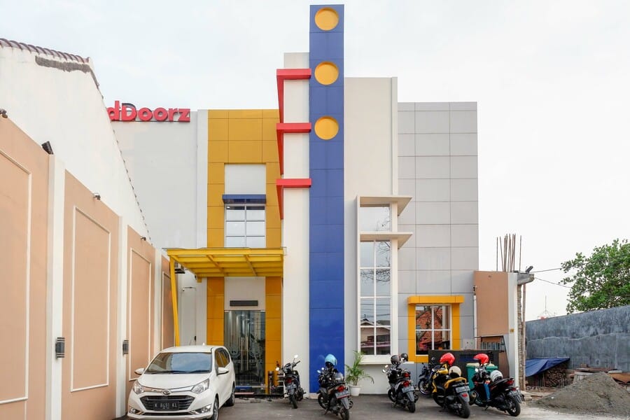 RedDoorz near Moro Mall Purwokerto 2