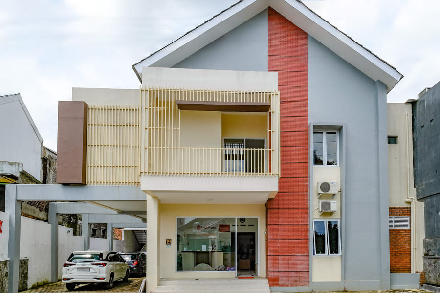 RedDoorz near Moro Mall Purwokerto