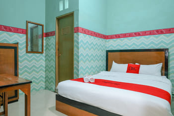 RedDoorz near RSUD Kardinah Tegal