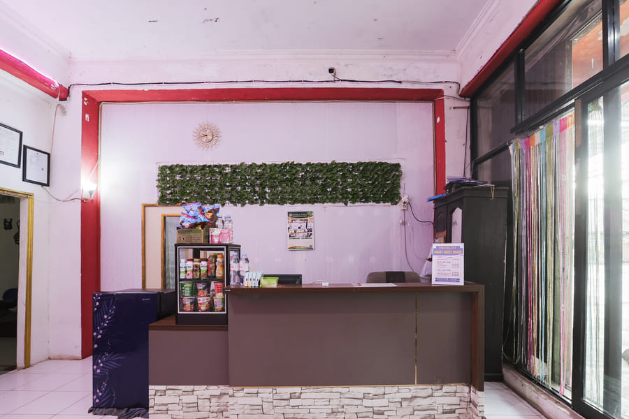 RedDoorz near Gapura Kota Banjarmasin