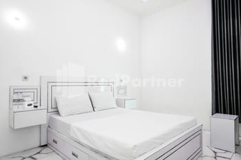 Kaku Maru Kostel Mitra RedDoorz