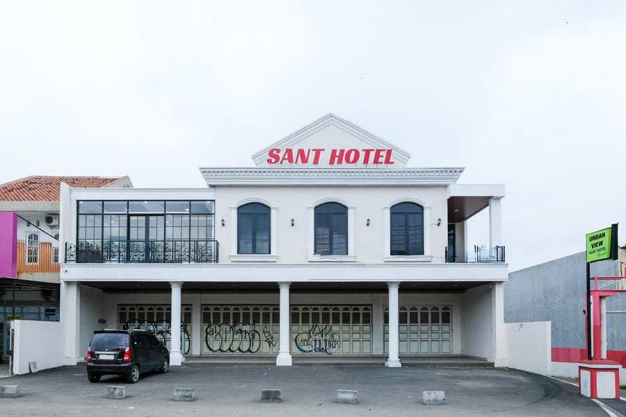 Urbanview SANT Hotel Syariah near Stasiun Tegal