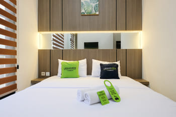 Urbanview SANT Hotel Syariah near Stasiun Tegal